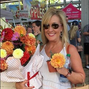 Meet your Posher, Lisa